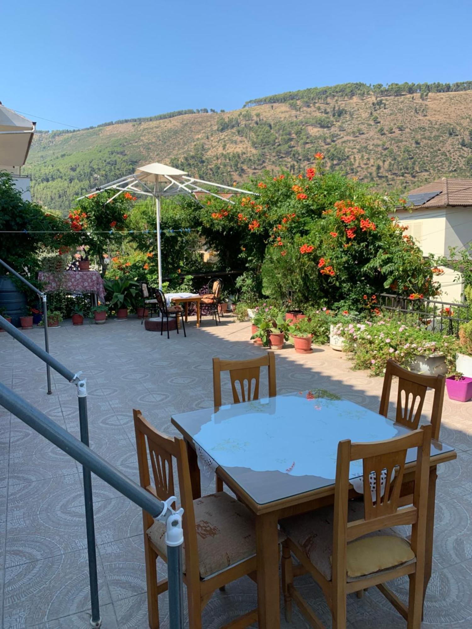 Guesthouse Katerina Berat Exteriér fotografie